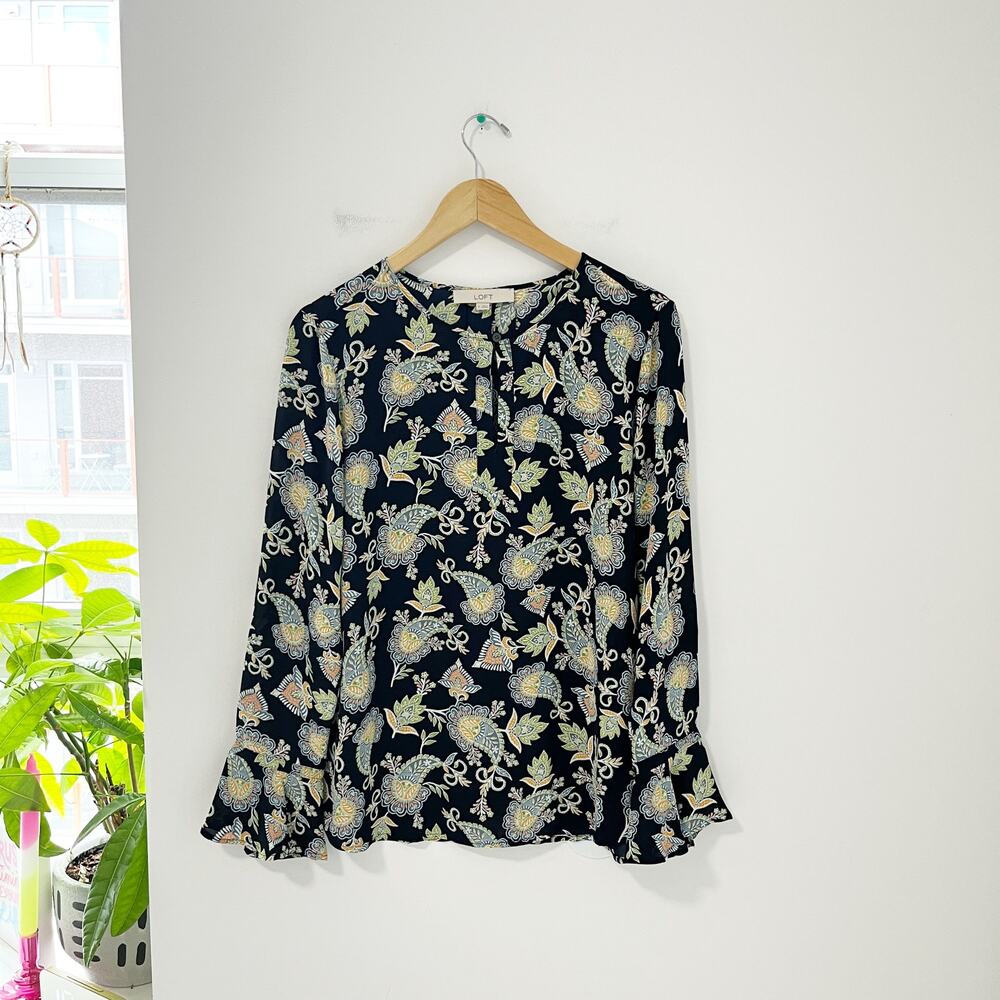 Loft Blue Floral Paisley Print Long Sleeve Blouse Size Medium
